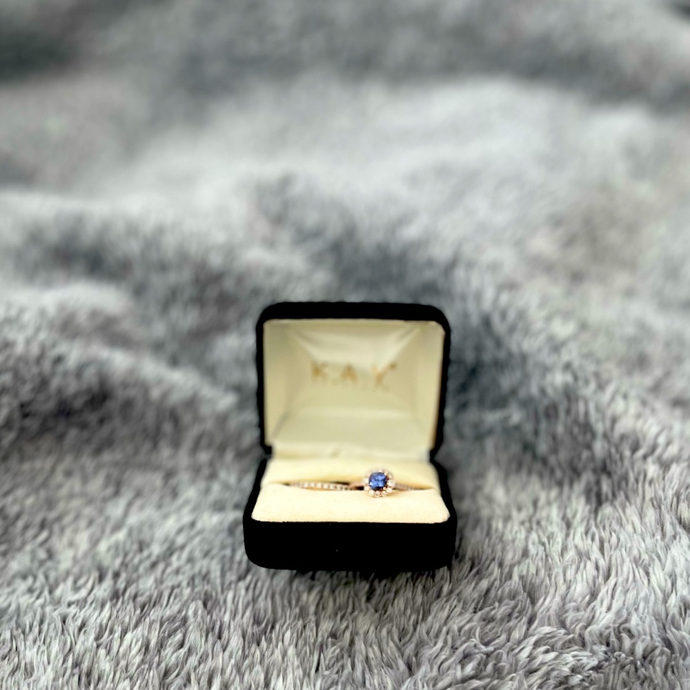 Kay Jewelry’s Engagement Ring Set | Tanzanite Diamond